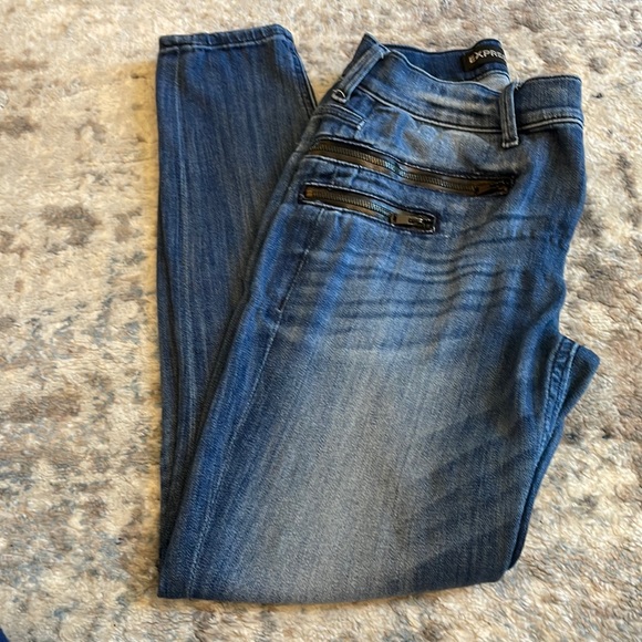 Express Mia Mid Rise Jeans - Picture 4 of 4